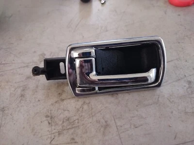 Tirador de puerta interior delantera izquierda Jaguar XJ6 VDP 1995 1996 1997 GNA1101BE Foto 1 de 4