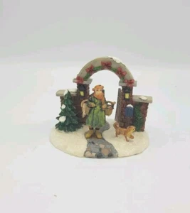 Norman Rockwell Christmas Village Collection (Mann mit 2 Gänsen) Samstagabend - Bild 1 von 3