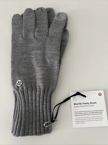 Lululemon M/L Wool Be Toasty Gloves NWT Gray HCMG Snap Together - Picture 1 of 4
