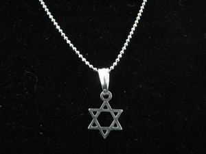 Einfache Sterlingsilber kleiner Davidstern Charm Halskette - Bild 1 von 2