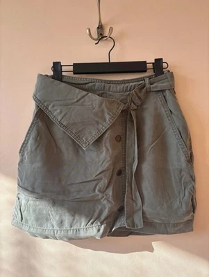 H&M Skirt Size 8 - Image 1 of 4