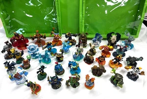 LOT OF 37 SKYLANDER FIGURES WITH FOLD UP CASE - Picture 1 of 24