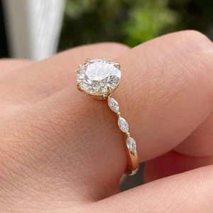 Elegant 1.50 Carats Round Certified VVS Lab Grown Diamond Ring 10k Gold - Picture 1 of 3
