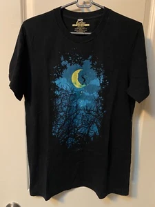 THREADLESS artist's print graphic shirt "MIDNIGHT WORKER" sz M gothic goth moon - Picture 1 of 2