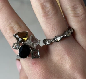 Vintage Style Ring Silber & Schwarz Ton Funkelnde Kristall Statement Kostüm | Gr: P - Bild 1 von 13