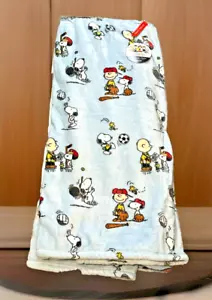 Peanuts 60"x70" Snoopy Charlie Brown Woodstock Berkshire Sport Überwurf Decke - Bild 1 von 5