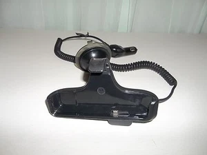 Motorola Bionic Phone Windshield Mount Dock w/Charger SLU50-60318 - Picture 1 of 2