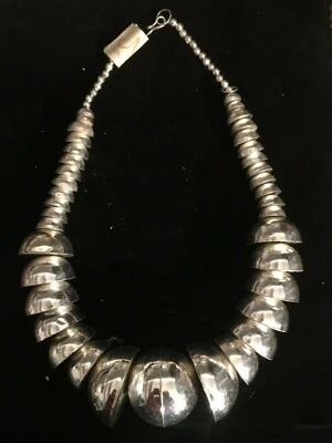 collana di alta bigiotteria italiana originali anni 80 d'effetto svendo - Immagine 1 di 4