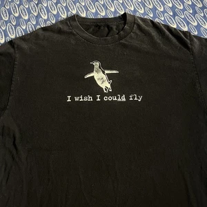 Camiseta De Colección Y2K 2000s Penguin Nature I Wish I Could Fly Divertida Ahora y Zen Negra - Imagen 1 de 7
