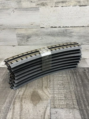 MTH 054 Section 'O' gauge RealTrax  40-1054 Half Circle 8 Pcs - Image 1 of 3