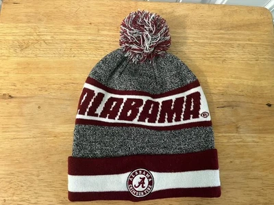 Alabama Crimson Tide Puños Gorro Pom Sombrero Gorra Nuevo Sin Etiquetas ¡Envío Gratis! Foto 1 de 2