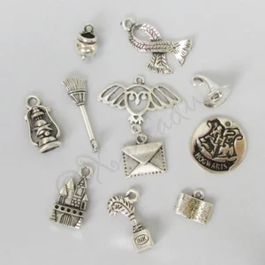 Harry Potter Hogwarts Antiqued Silver Charms 10PC Mix CM2019 - 10, 20 Or 50PCs - Picture 1 of 10