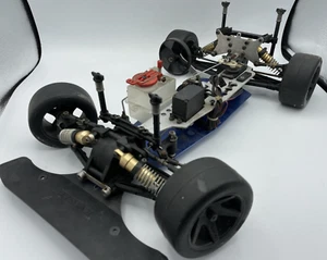 For parts Kyosho engine car 4WD chassis without engine - Picture 1 of 16