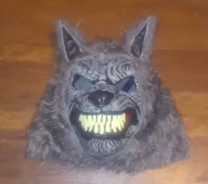 Geist Wolf Halloween Werwolf Maske Kostüm Grusel mit Rückengurt - Bild 1 von 4