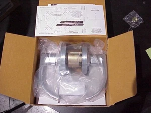 Dexter C2000 - 626 - Storeroom Curved Handle Cylindrical - Picture 1 of 3