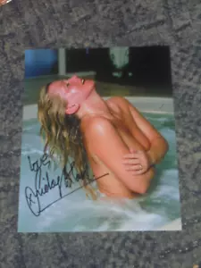 LINDA NOLAN - NOLAN SISTERS -10x8 PHOTO SIGNED - (1) TOPLESS - Foto 1 di 9
