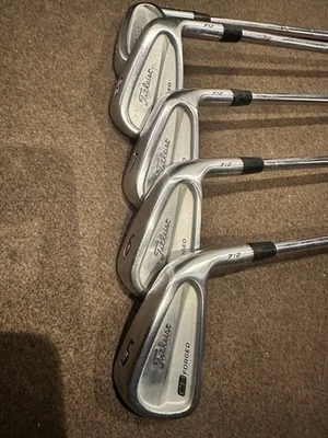Titleist CB712 Irons #5-9(5Clubs)/Dynamic Gold x100/Flex:Extra Stiff/ Iron set - Image 1 of 4