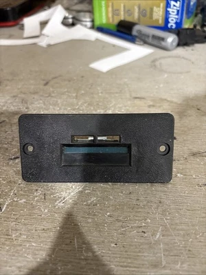 1974-1976 OLDSMOBILE DELTA 88 98 TORONADO DASH MAP LIGHT - Image 1 of 4