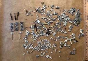 Large Lot of Warhammer 40k Bits 250+ Pieces Metal & Plastic - Picture 1 of 17