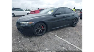 ALFA ROMEO GIULIA Q4 BREAKING 2.0 VELOCE 280 CV 206KW MOTORE CORPO INTERNO - Foto 1 di 9