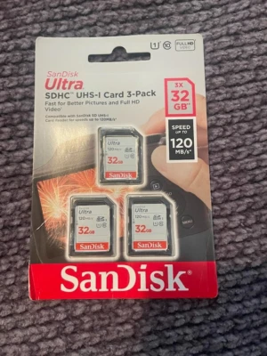 SanDisk Ultra SDHC 3 pack 32GB - Image 1 of 2