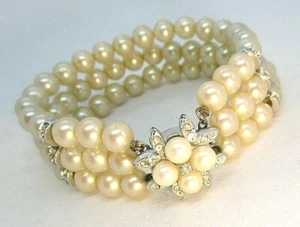 3 Strand Costume Pearl and Rhinestone Bracelet 54.3 grams 7 1/2” - Picture 1 of 4