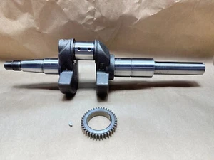 Briggs & Stratton Crankshaft 796721 - Picture 1 of 7