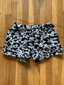 DVF x Gap Kinder Mädchen Größe 6 weiß/schwarz gesprenkelte Shorts, 100 % Baumwolle, neuwertig - Bild 1 von 2