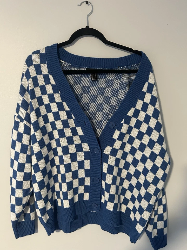 Cardigã oversized Forever 21 quadriculado azul e branco tamanho P - Imagem 1 de 1