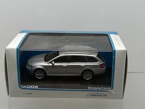 Abrex 1:43 Skoda Octavia III Combi 2013 Silver Brillant Metallic - Imagen 1 de 7