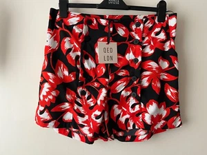 Qed London Shorts Size 14 New Black Red Floral High Rise Party Occasion - Picture 1 of 12