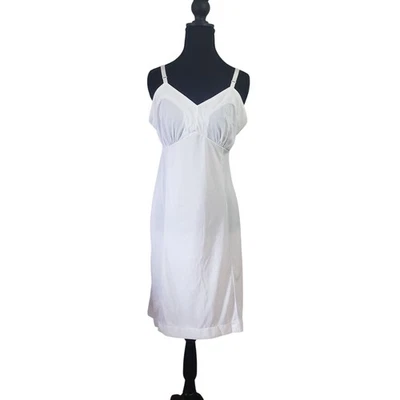 Lencería blanca vintage para mujer sin cordones de longitud media boda luna de miel femenina Foto 1 de 4