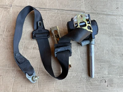 Mercedes-benz 250 TD Sicherheitsgurt Vorn Links 1248600586 M345 - Изображение 1 из 4