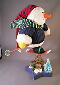 AVON Pupazzo di Neve Sciatore Invernale Peluche Statuina Magnetica Primavera Mobile Stella e Albero - Foto 1 di 4