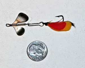 Al Foss Doc Spinner No. 34 with Red & Yellow Feathers Hard to Find - Picture 1 of 3