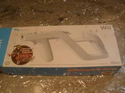 NEW NINTENDO WII ZAPPER & LINK'S CROSSBOW TRAINING GAME IN BOX 2007 - Image 1 of 4