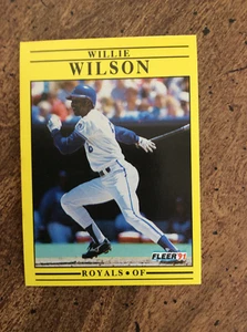1991 Fleer #575 Willie Wilson, Royals    nm  ib - Picture 1 of 2