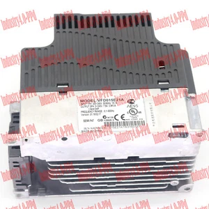 NUEVO Delta 1.5KW 2HP VFD Inversor 1ph 220V 3ph 0~240V 7.5A Controlador de CA VFD015E21A - Imagen 1 de 5