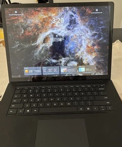 Microsoft Surface Laptop - Picture 1 of 3