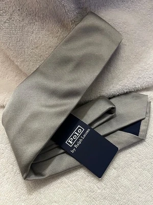 $30 POLO por Ralph Lauren Para Hombres Gris Plata Sólida SEDA COSTABA $125 NUEVO con ETIQUETA Foto 1 de 3