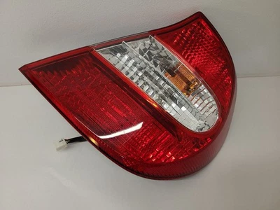 Luz trasera derecha pasajero Toyota Camry 2002-2004 6440133310 Foto 1 de 4