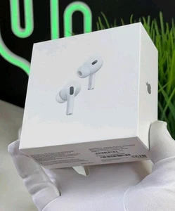 Apple AirPods Pro 2nd Generation MagSafe Wireless Charging Case, White - Zdjęcie 1 z 3