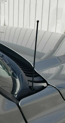 Mástil de antena de acero inoxidable negro de 9" radio AM/FM para Chevrolet Silverado 1999-2005 Foto 1 de 4