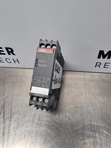 Relé de protección ABB Thermister | 1SAR600011R0010 - Imagen 1 de 7