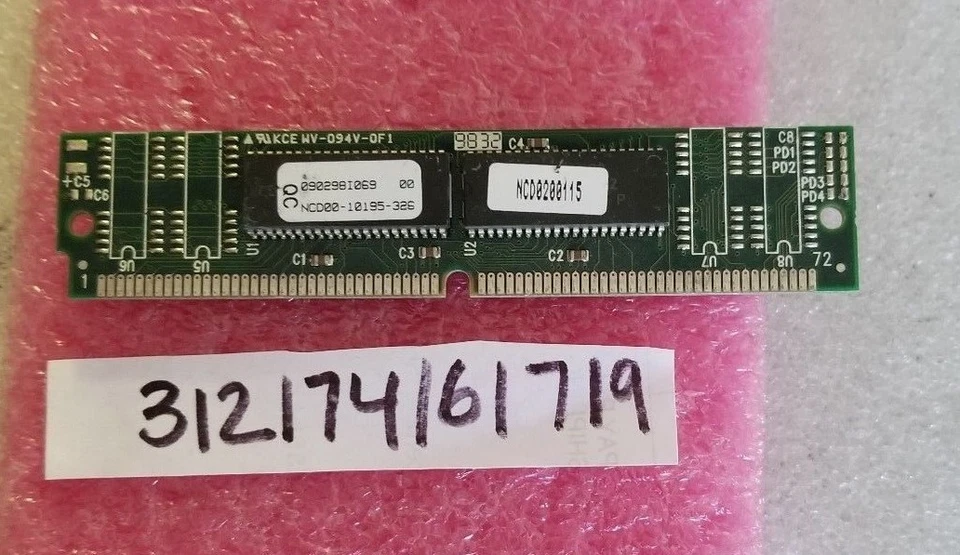 Memory SIMM  8MB  EDO DRAM 72pin 60ns 4-CHIPS 2K  5V NON-ECC   - Image 1 of 1