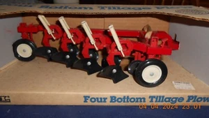 Ertl Four Bottom Tillage plow 1/16 Scale Diecast Frame New - Old Stock USA NIB - Picture 1 of 10