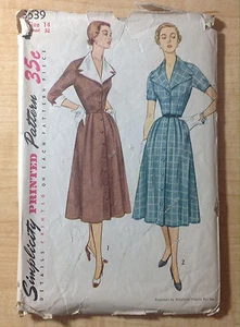 Vtg Dress 1940-50s SIMPLICITY Women Sewing Pattern 3539 One-Piece Coat Dress B32 - Picture 1 of 3
