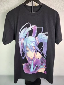 T-shirt grafica glitter Hatsune Miku taglia L nera maglietta anime vocaloid - Foto 1 di 3