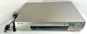 Grabadora de video VHS Panasonic NV-HD 640 Super Drive Control multiinteligente II - Imagen 1 de 7