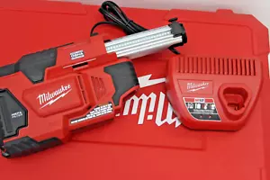 Milwaukee Tools M12 HAMMERVAC Universal Dust Extractor Kit Model: 2306-22 - Picture 1 of 5